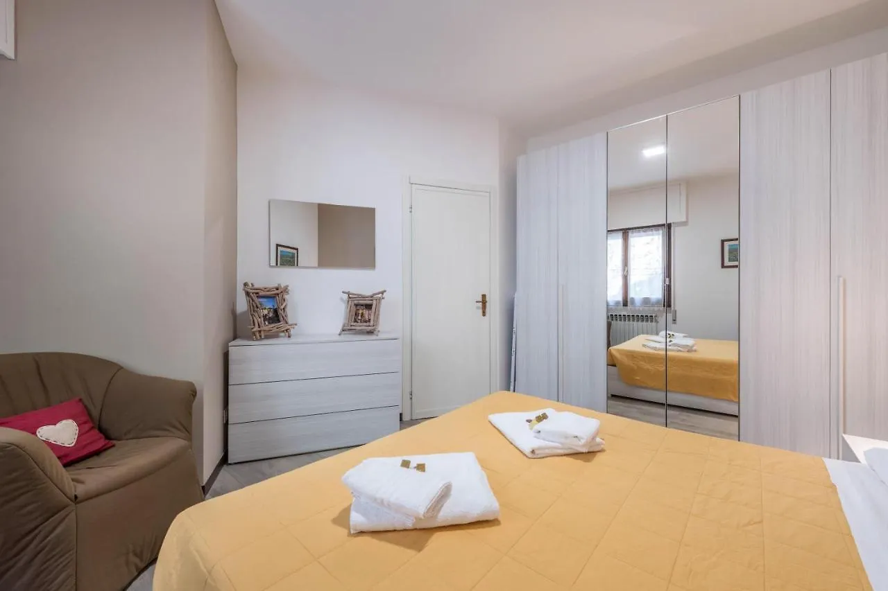 Appartamento Emma Garda Lake Gardone Riviera Włochy
