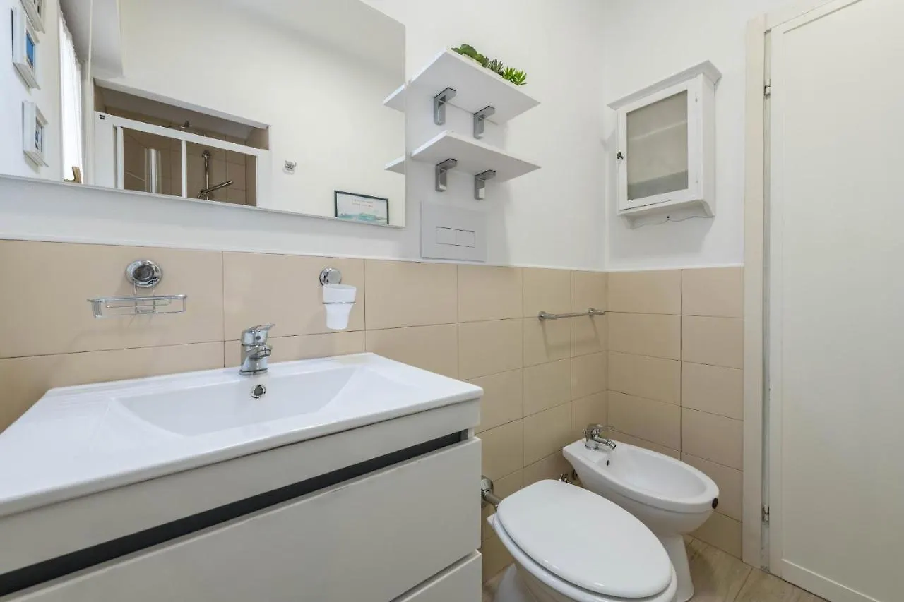 Appartamento Emma Garda Lake 가르도네리비에라 아파트