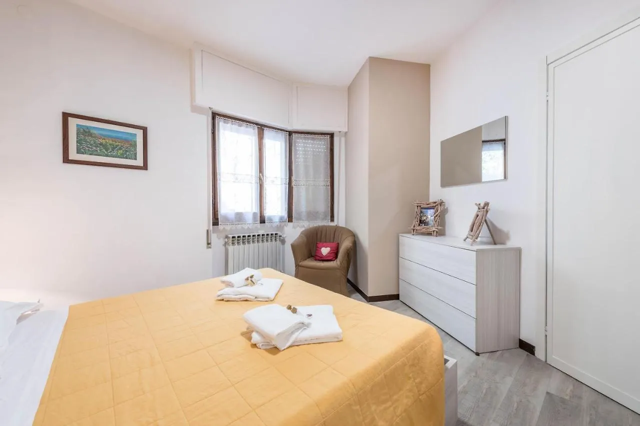 아파트 Appartamento Emma Garda Lake 가르도네리비에라